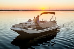 BAYLINER E XR7+ MERCURY F 250 V8 EFI EXLPT DTS