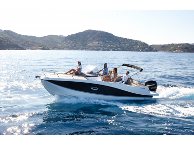 QUICKSILVER Activ 755 SUNDECK