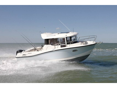 QUICKSILVER Captur 755 PILOTHOUSE